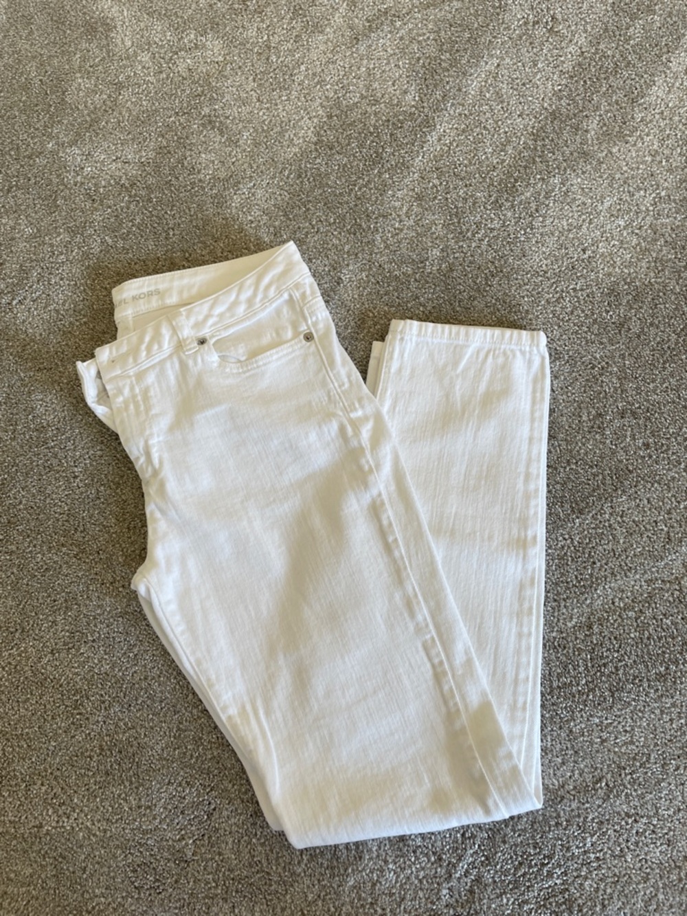 Michael Kors White Straight Leg Jeans — Classic Slim Cut